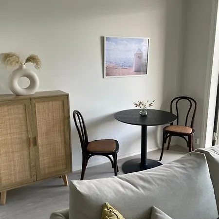 Uusi Laadukas Yksioe Hangon Keskustassa Hanko