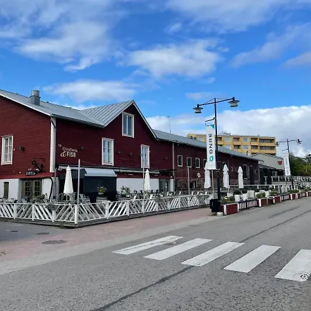 Appartement Uusi Laadukas Yksioe Hangon Keskustassa *